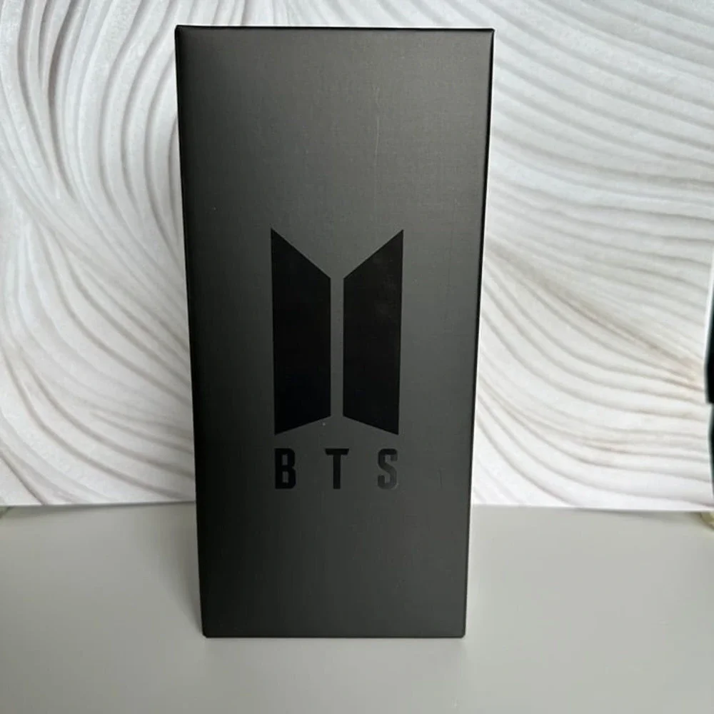 Official BTS Army Bomb Ver. 4 Lightstick + Surprise PC